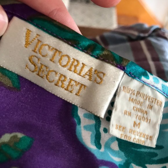 Vintage Victoria's Secret Gold Label Sz M Tropical Floral Satin Tank - Picture 5 of 8